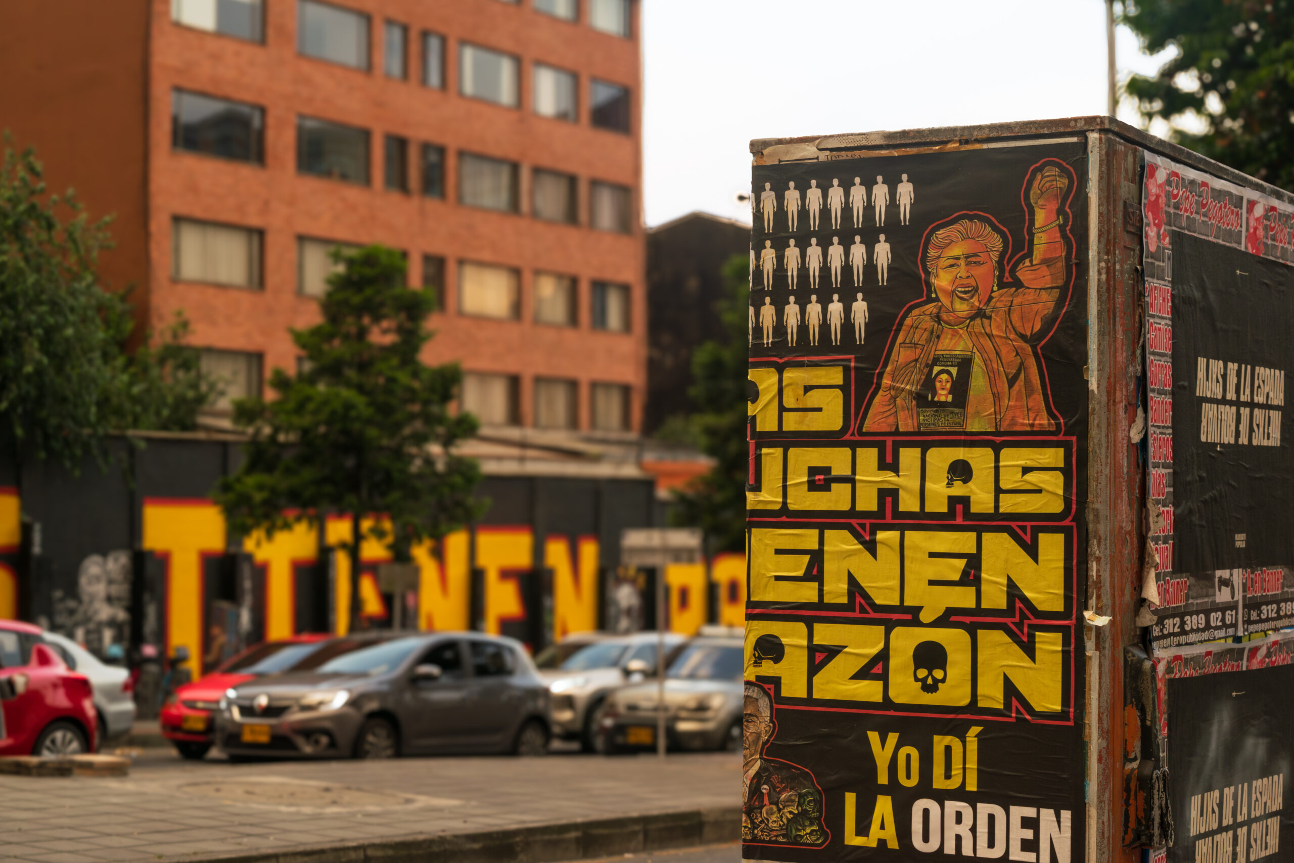 Mural en las calles de Bogotá en homenaje a las madres buscadoras